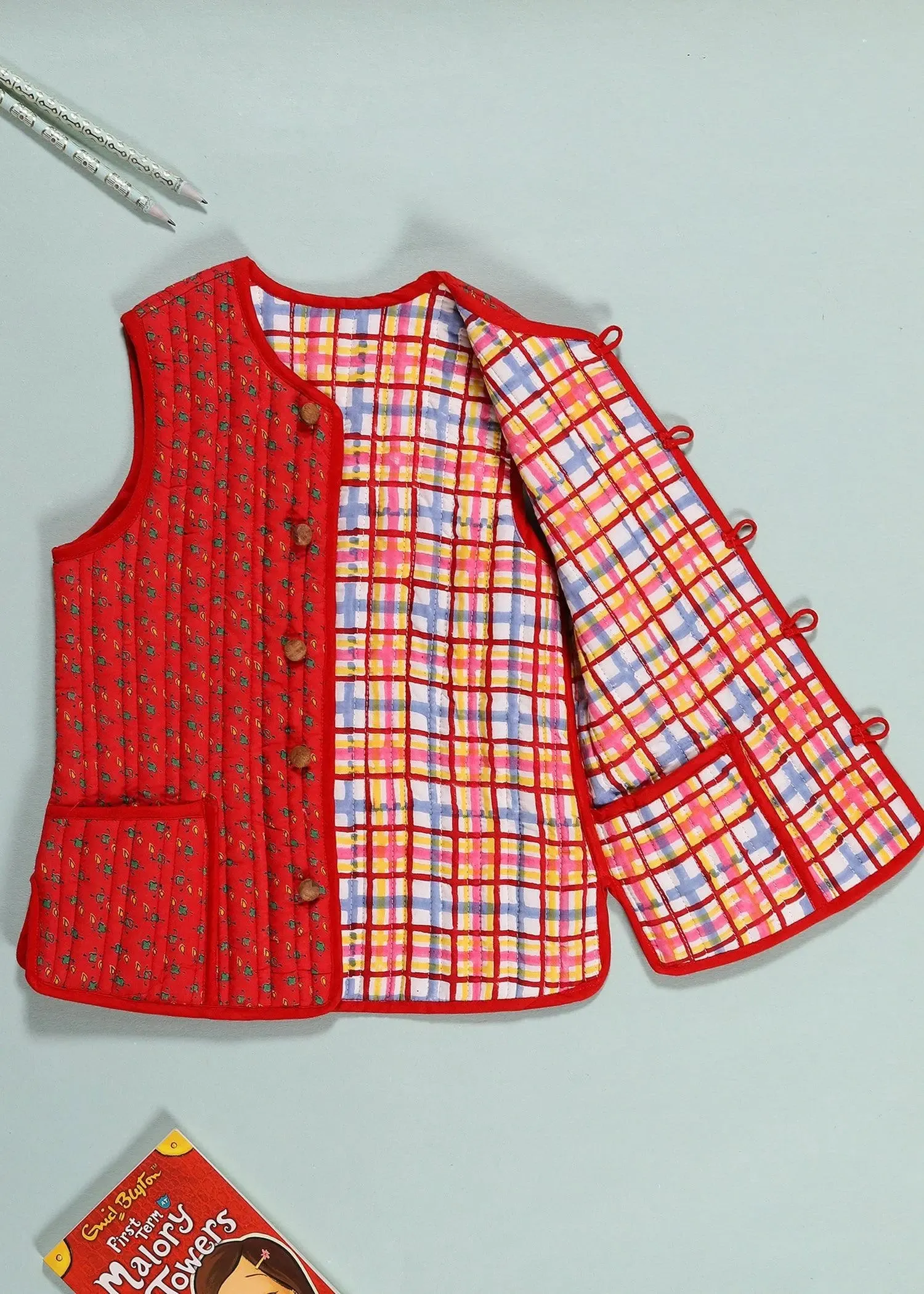 Red & Multi Quilted Cotton Reversible Bundi Jacket Unisex (0-12 Years)